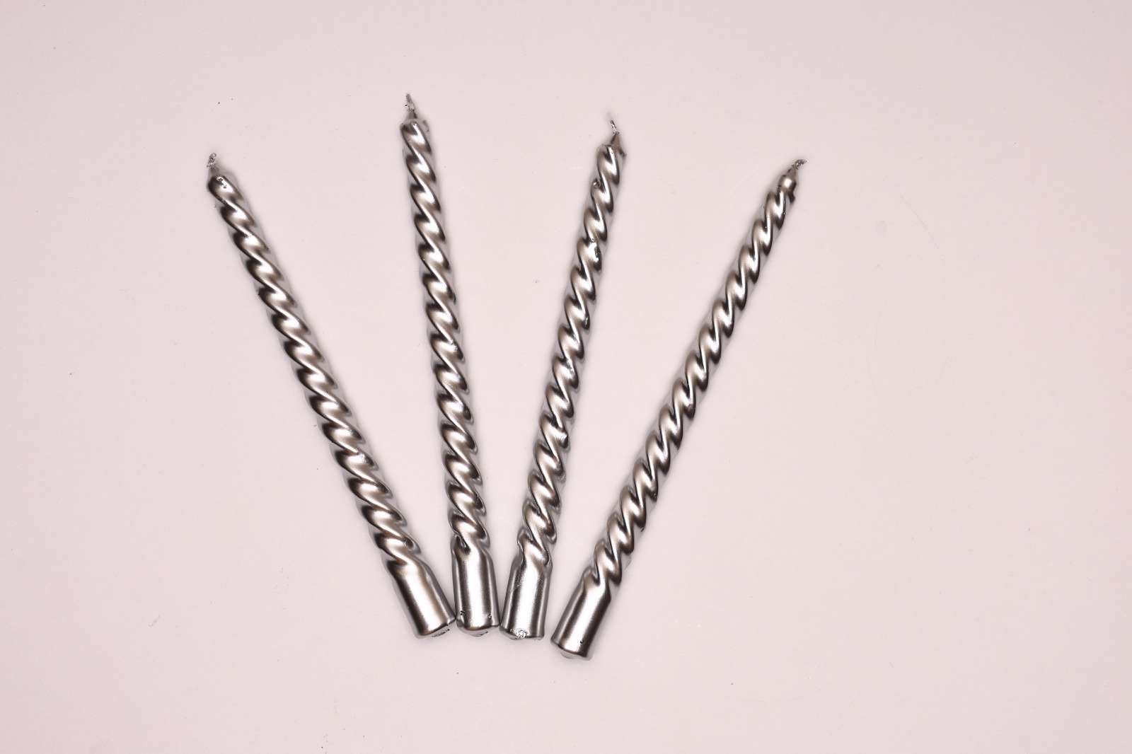 شمع فواحه شمعدان 4*1 شمع فواحه شمعدان 4*1